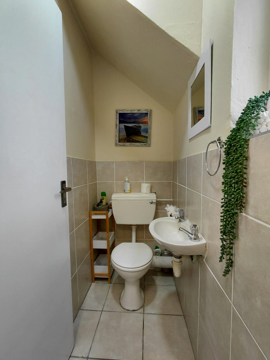 3 Bedroom Property for Sale in Marina Martinique Eastern Cape